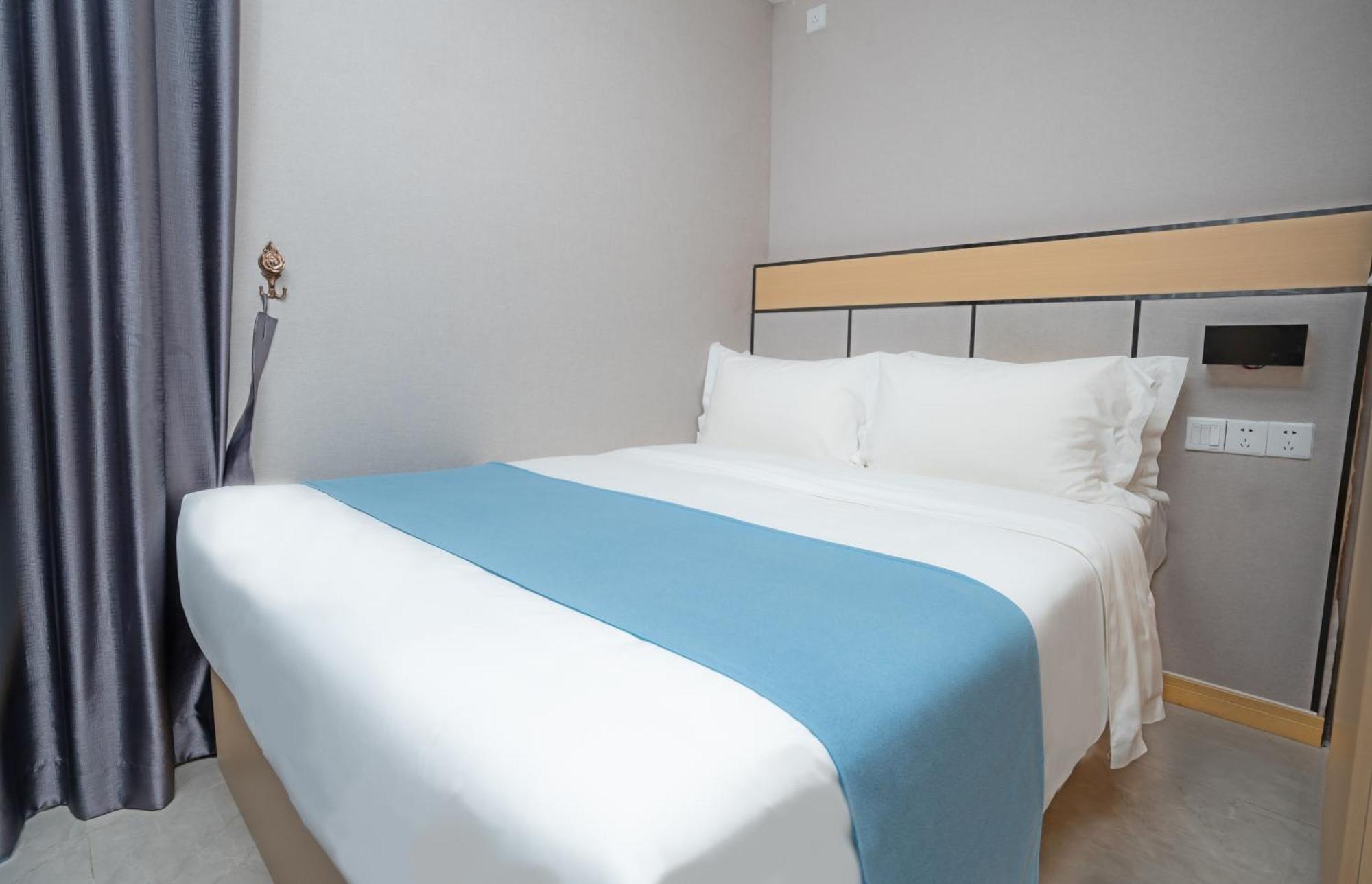 Ark Hotel Пном Пен Екстериор снимка